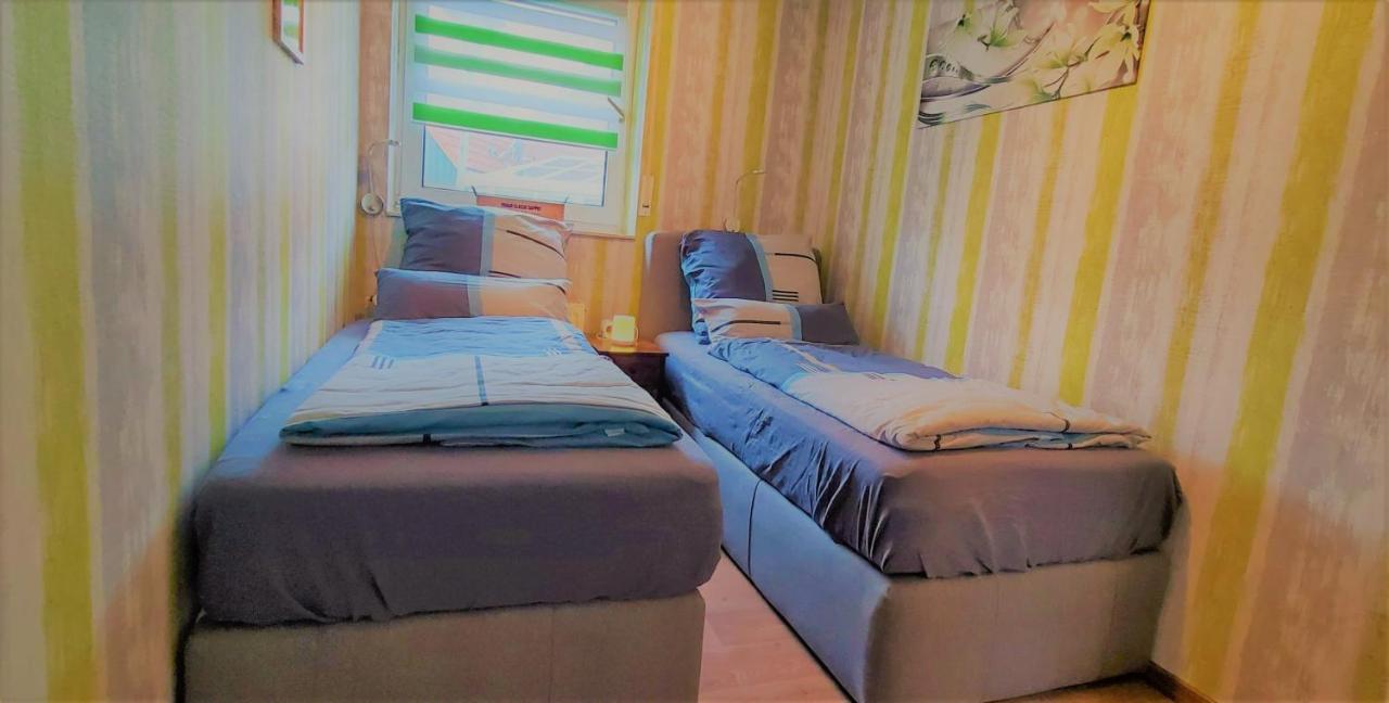 Friesenkate Bensersiel Esens Esterno foto